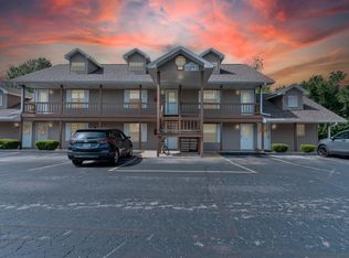 2 Memory Lane #2, Branson, MO 65616