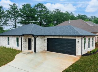 3300 Crossroads Dr, Longview, TX 75605