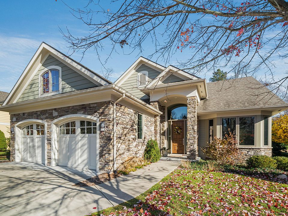1st image of 2925 Woodgate Ln