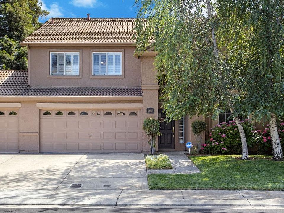 1st image of 10187 River Park Cir