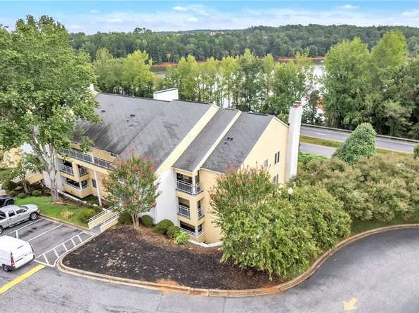 108 Northlake Dr, Anderson, SC 29625