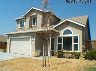 6594 Golden Bobcat Ct, Winton, CA