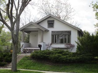 1351 S 89th St, West Allis, WI 53214