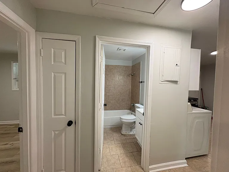 803 Oak St — Photo 10