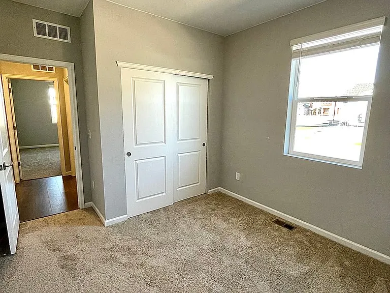 1733 Dancing Cattail Dr — Photo 22