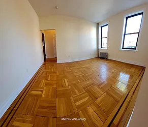 Rented by Metro Park Realty Inc
