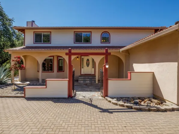 1088 Palomino Road, Cloverdale, CA 95425