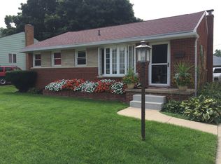 1011 Mitchell Ave, Lansing, MI 48917