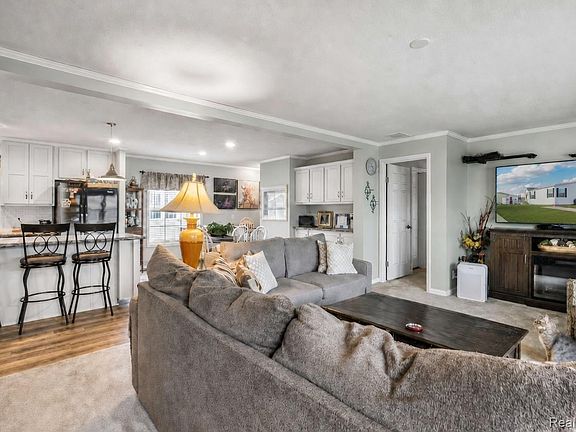 3rd image of 11160 Walden Ct