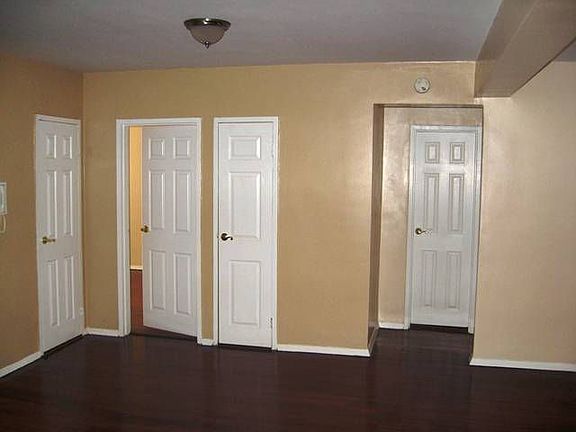 2nd image of 800 Grand Concourse #3S-N
