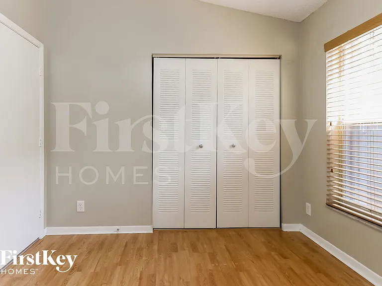 4652 Concordia Ln — Photo 8