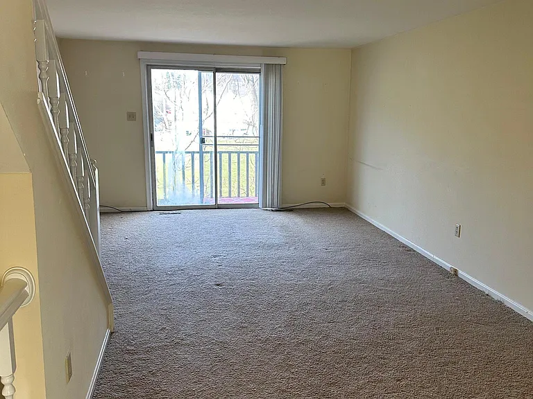 117 Sun Valley — Photo 2