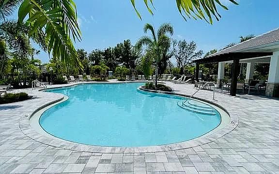 5th image of 5743 Archipelago St