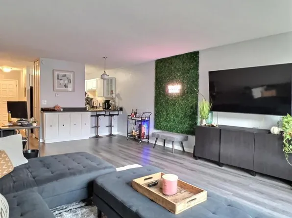 11927 West Appleton AVENUE #15, Milwaukee, WI 53224