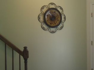 732 Bridle Wreath Ln, Lancaster, PA 17601