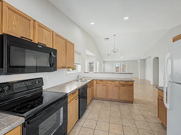 3442 S 96th Ave — Photo 12