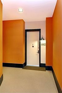 5th image of 2728 Thomson Ave Unit 402