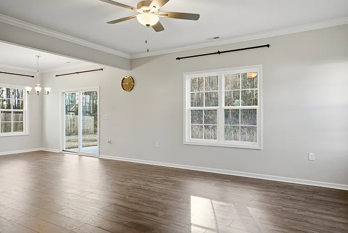 106 Knotts Berry Rd — Photo 9