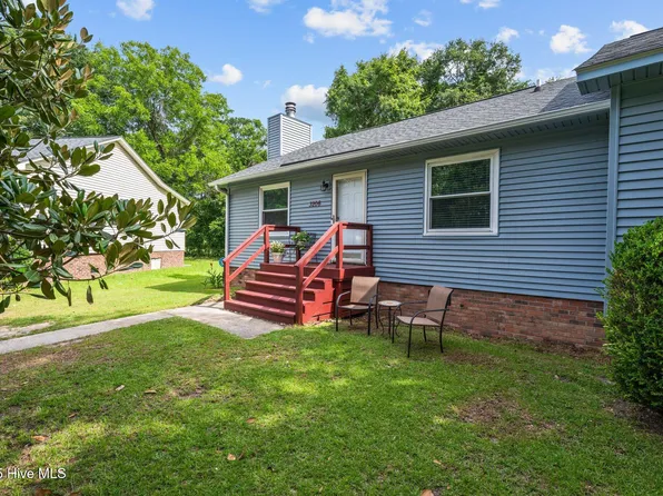 3206 Deer Path Circle, New Bern, NC 28560