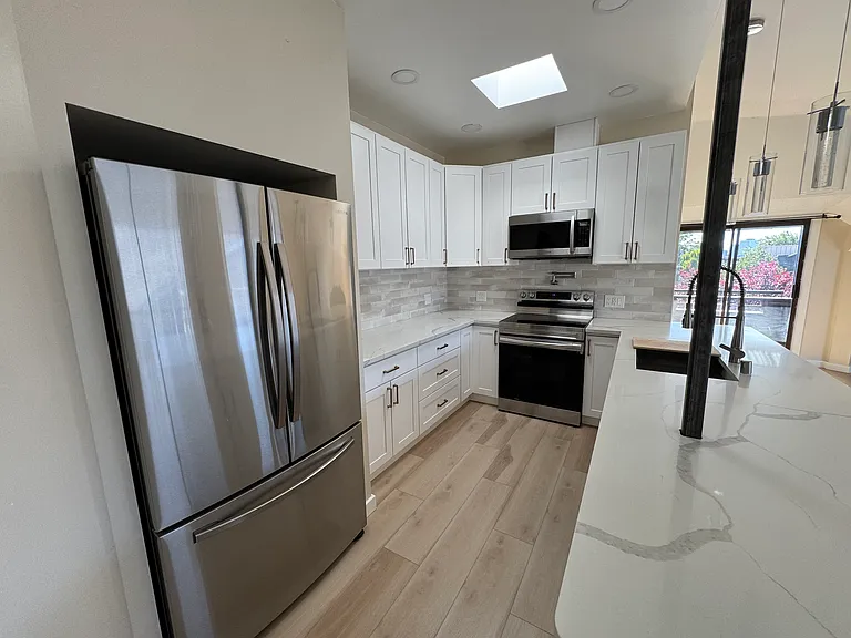 All new kitchen