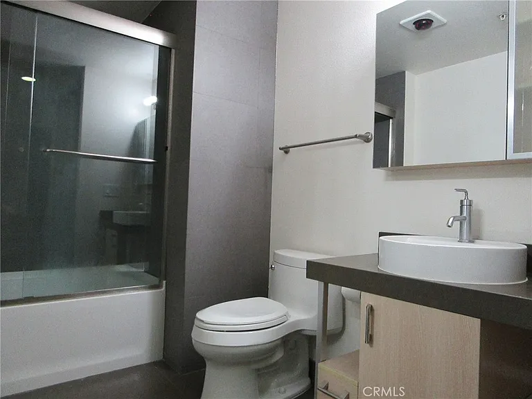 1234 Wilshire Blvd #509 — Photo 10