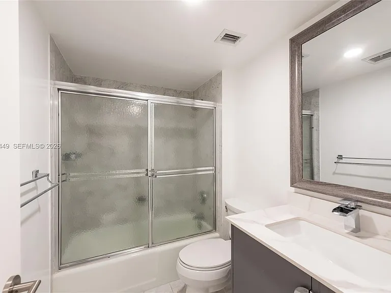 600 Grapetree Dr #8FS — Photo 24