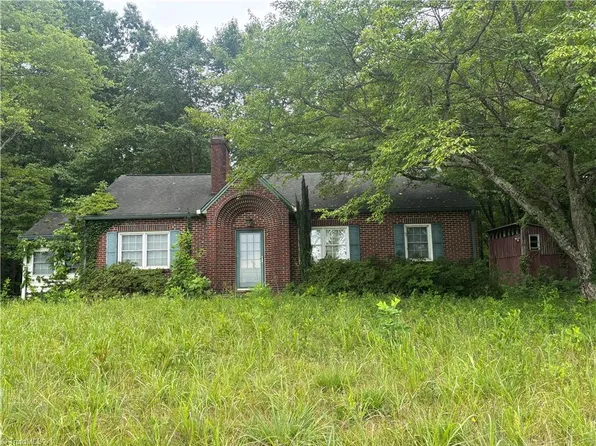 8100 State Highway 67, East Bend, NC 27018
