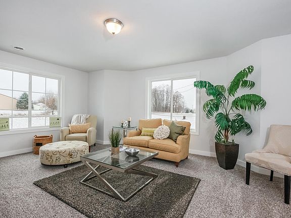 5th image of 4580 Wren Dr SE