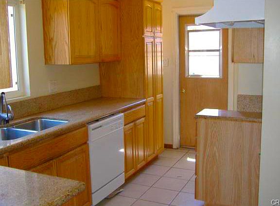 3rd image of 1300 W 91st St
