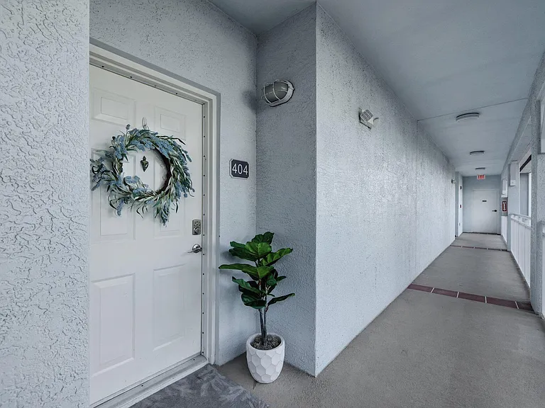 875 Flagler Ave #404 — Photo 42
