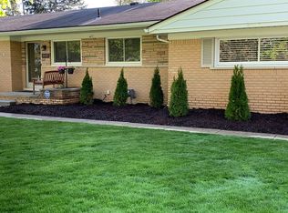 28357 Kendallwood Dr, Farmington Hills, MI 48334