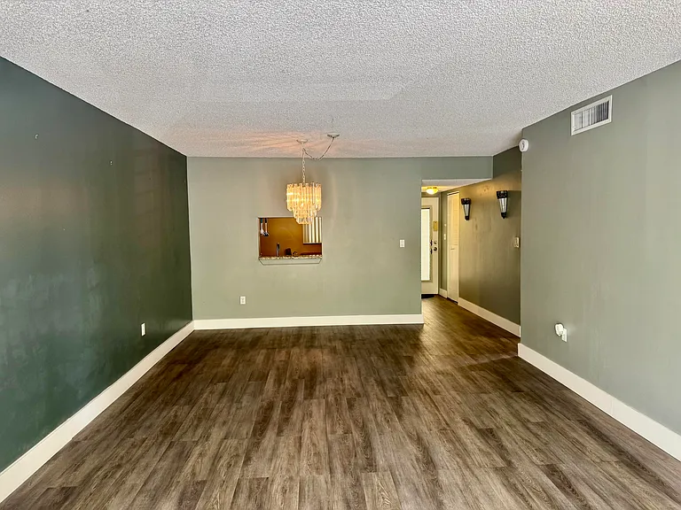 1800 SW 81st Ave #1307 — Photo 19