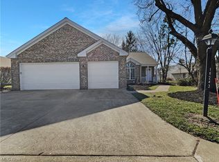 18243 Drake Rd, Strongsville, OH 44136