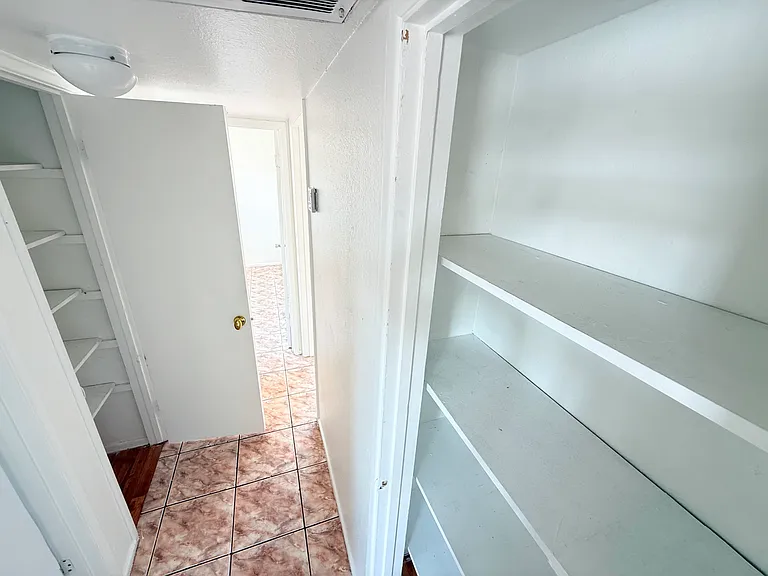 536 North Cir #C3 — Photo 11