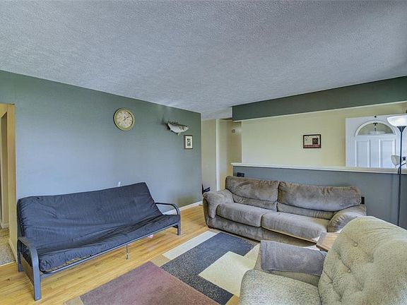 4th image of 88 Plainview Dr