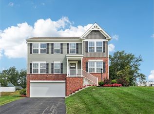 103 Hidden Acres Dr, Evans City, PA 16033