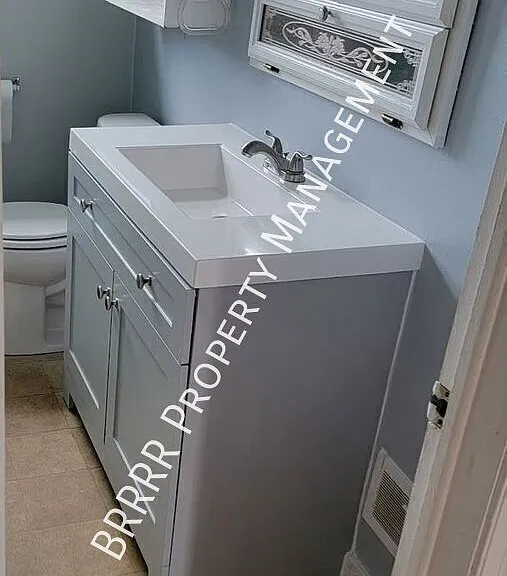 2234 Easton Ave — Photo 15