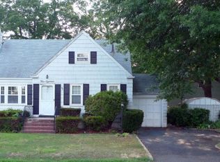 518 Whitewood Rd, Union, NJ 07083