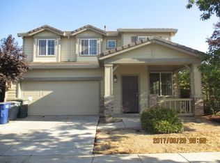 1481 La Sierra St, Merced, CA 95348