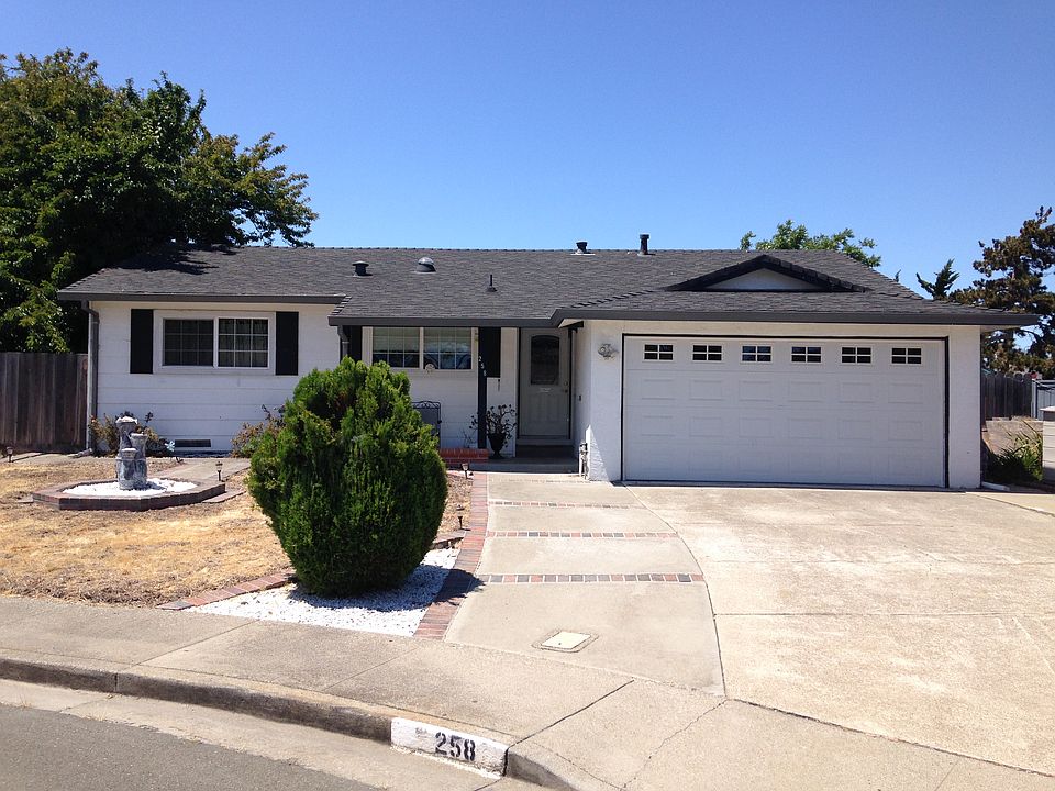 1st image of 258 Highlands Ct