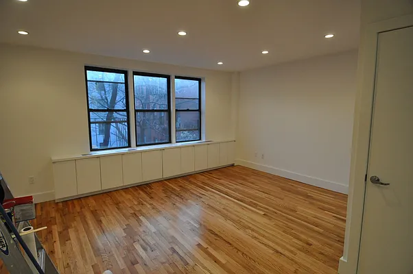 Rented by Village Dwellings | media 29