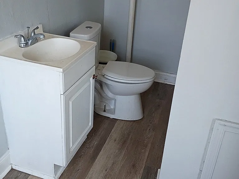 207 S Maple Ave #4 — Photo 7