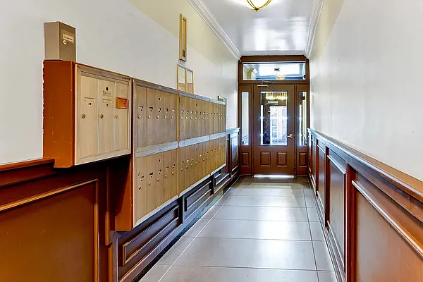 Rented by REAL New York | media 8