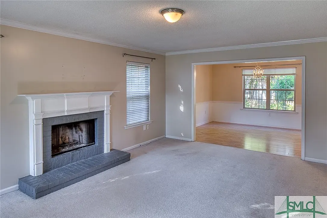 4 bed, 1904 sqft, $3,334 — Photo 4