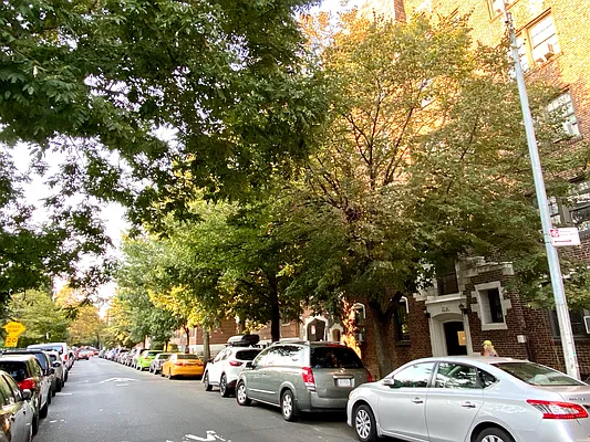 Rented by Compass | media 9