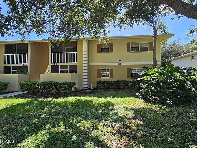 1641 Sunny Brook Ln NE #C201 — Photo 1