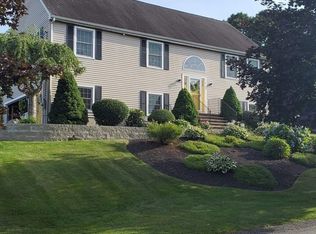 7 Jon Ester Rd, Somerset, MA 02726