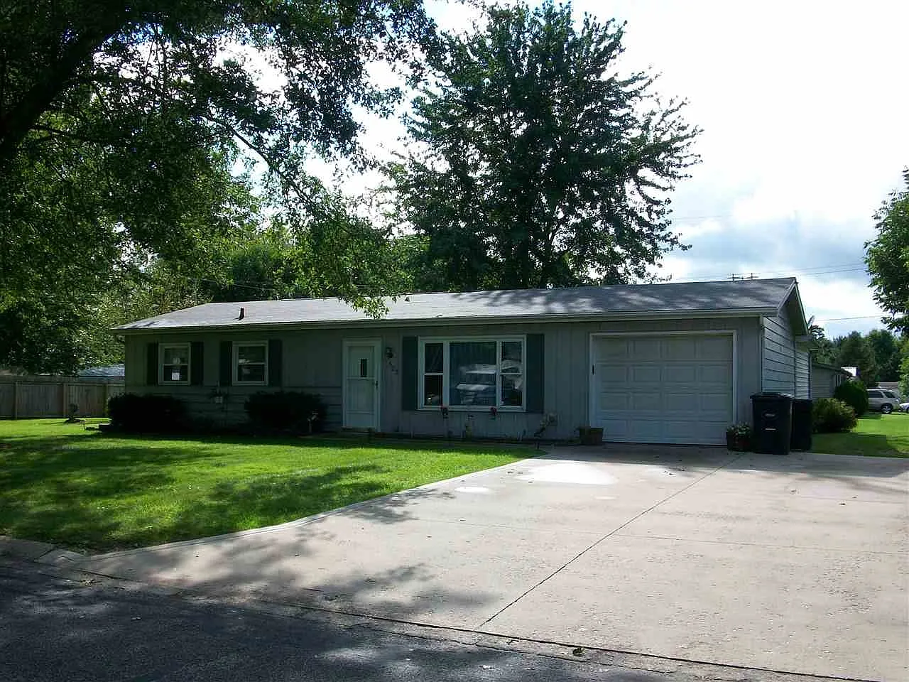 503 Fairview Ct photo 1