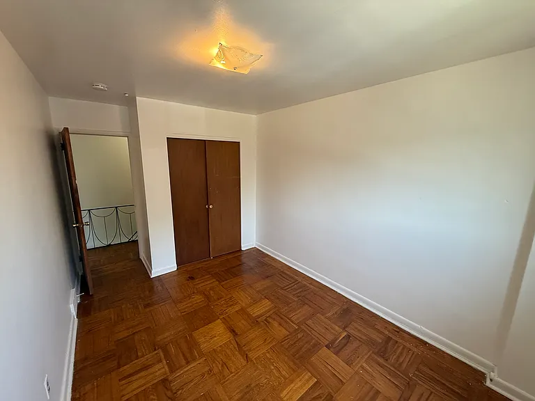 1538 Forrester Ave — Photo 7