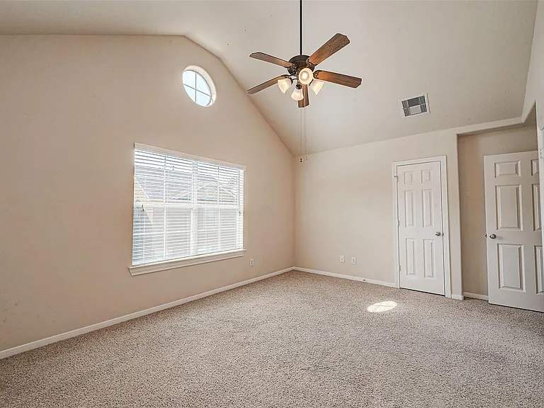 3302 Clearview Cir — Photo 24